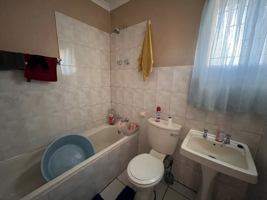 2 Bedroom Property for Sale in Navalsig Free State